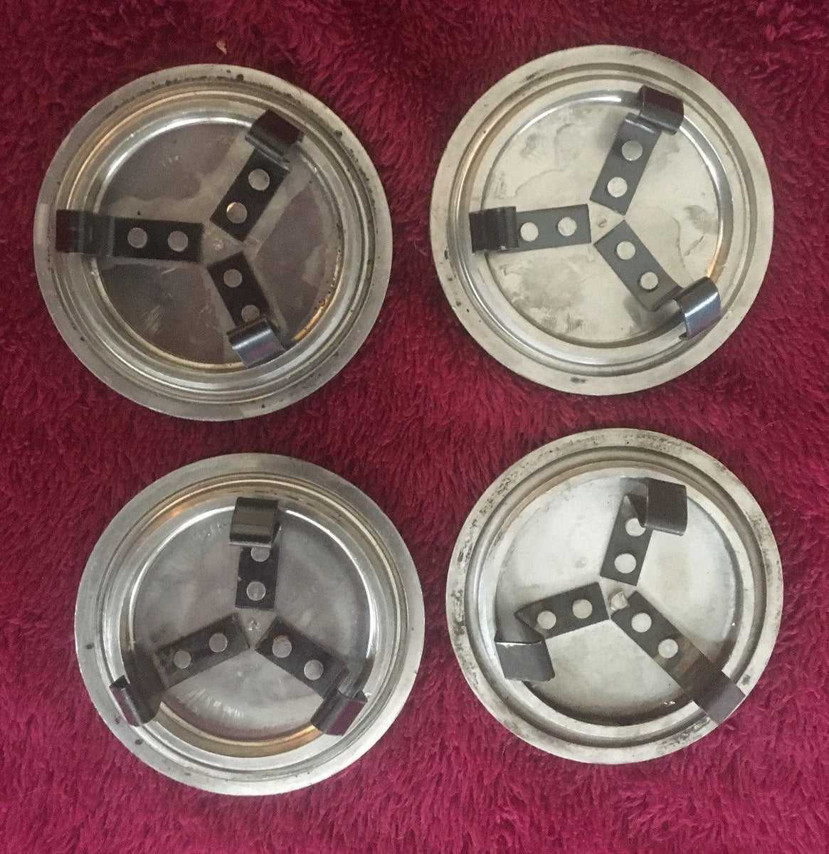 Wheel Center Cap 19651973 911/912 Set of Four Audette Collection